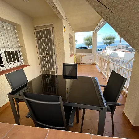 Apartment En La Playa. Free Parking. Free Wifi